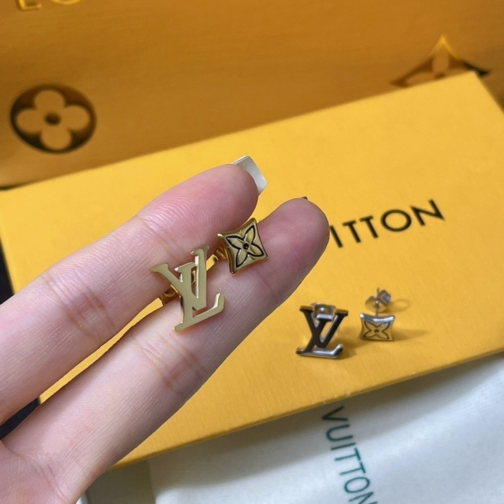 L0vis Vvtt0n Lv Sailor Earrings Gold M02716
