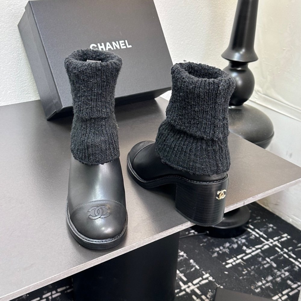 Ch**el Knit Boots Leather Black