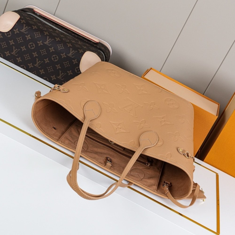L0vis Vvtt0n Neverfull MM Sand 31Cm M14319