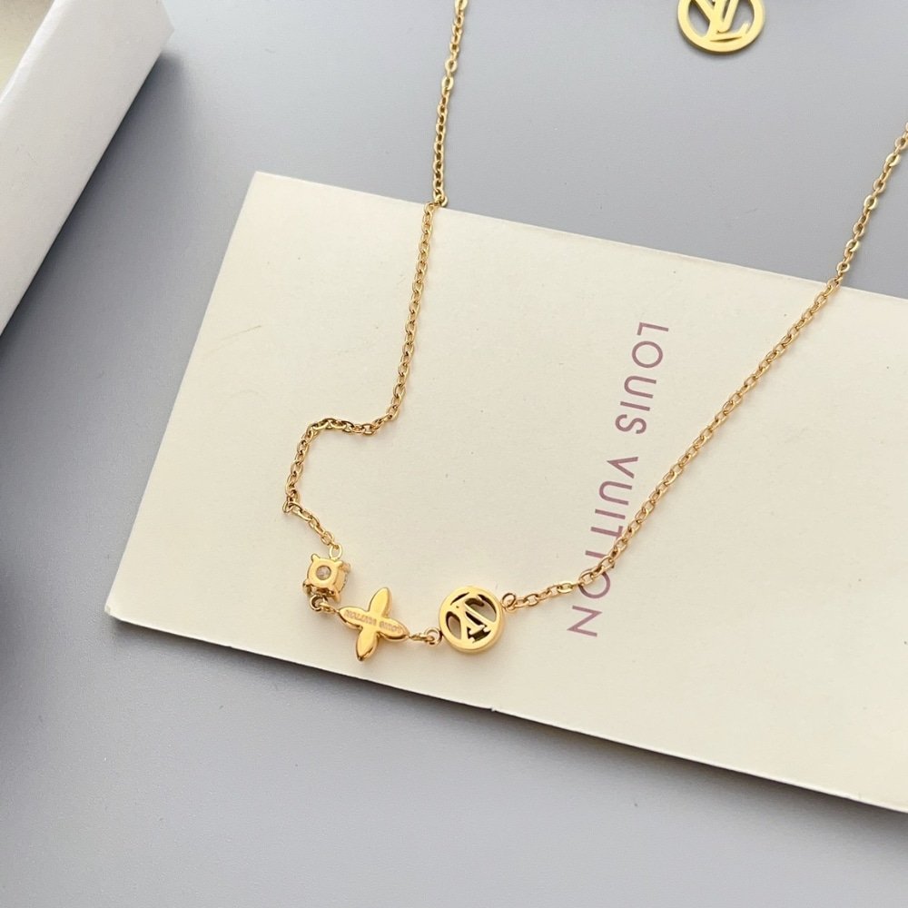 L0vis Vvtt0n Petit L0vis Necklace M00368