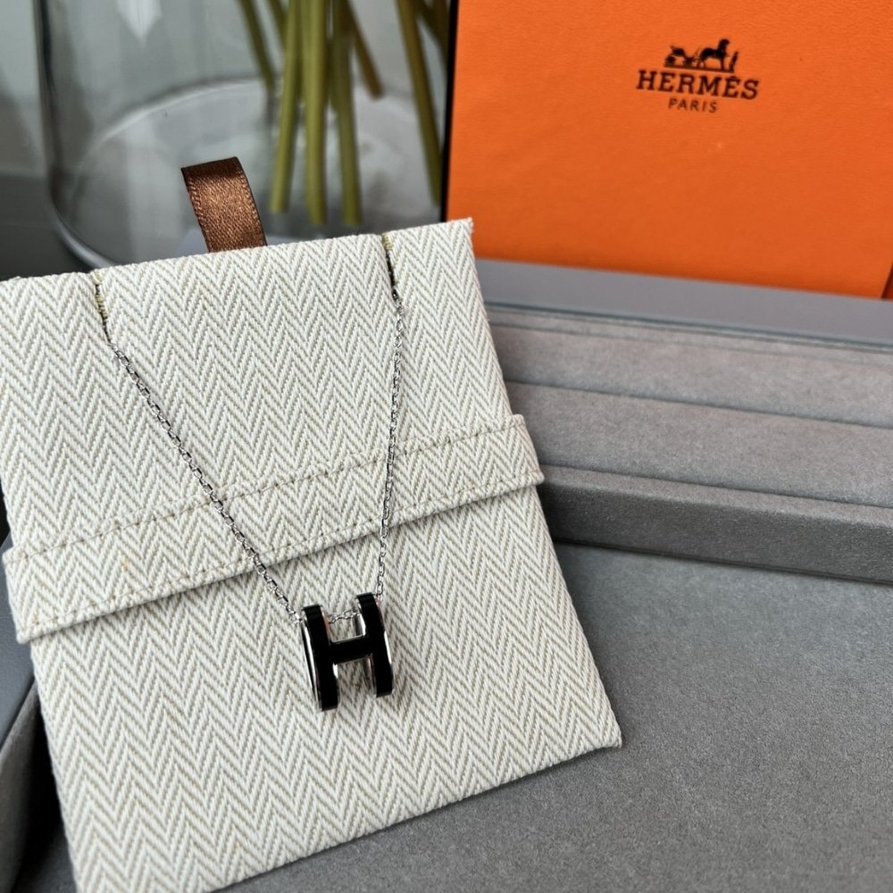 H**me5 Mini Pop H Pendant Necklace Black And Silver