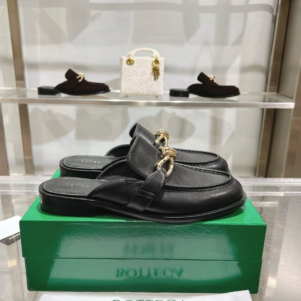 B0tt*ga Ven*ta Astaire Loafer Black 817519V5Dz01000