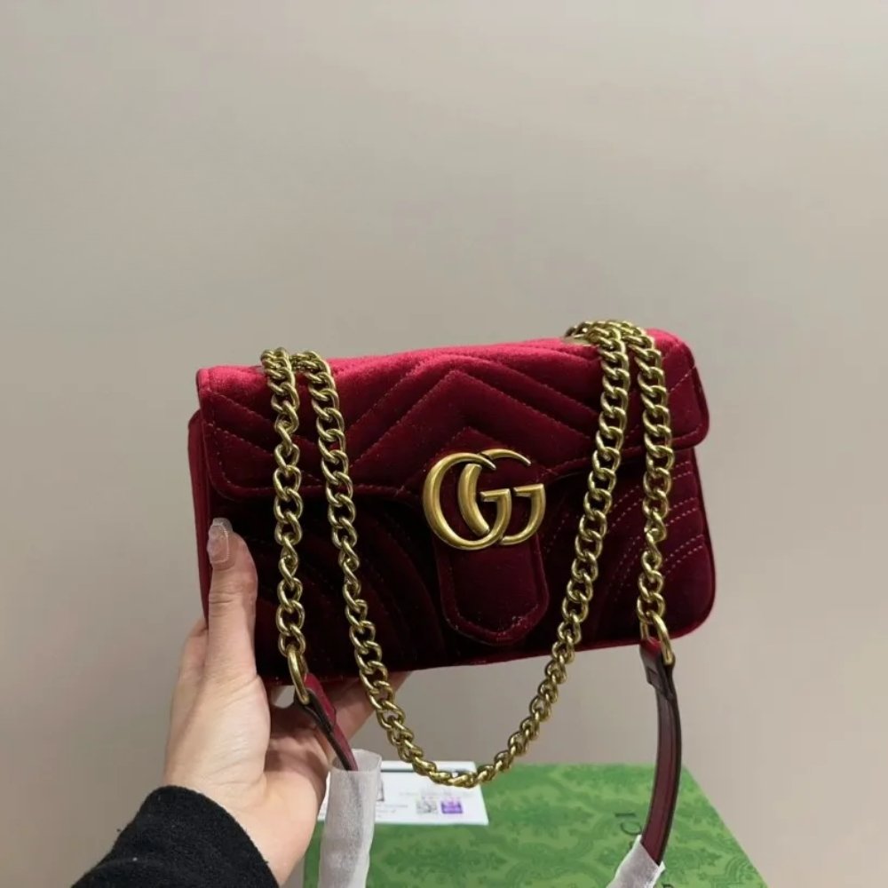 Gvc*1 Gg Marmont Shoulder Bag Velvet Leather Red 20Cm 443497K4D2T 6433