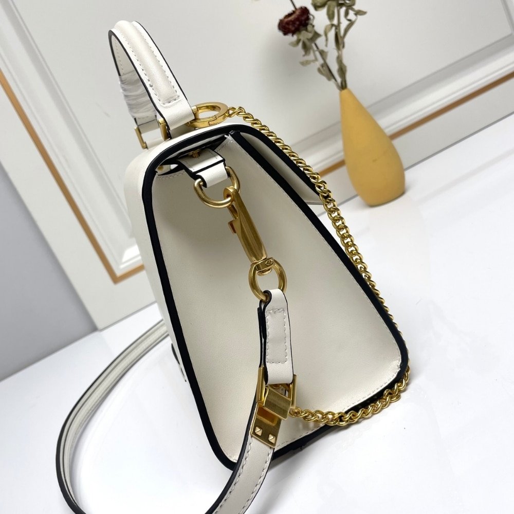 Va1e*ntin0 Garavani Small Vsling Wicker Handbag White 22Cm