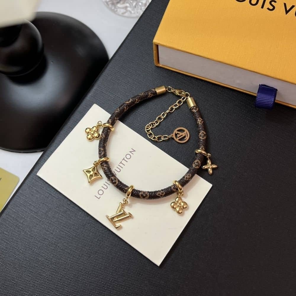 L0vis Vvtt0n Lv Blooming Bracelet M8433Z