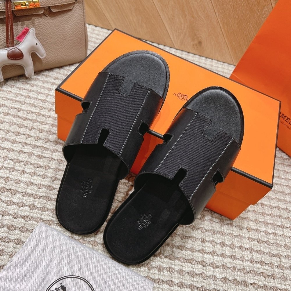 H**me5 Izmir Sandal Black H222845Zh01430