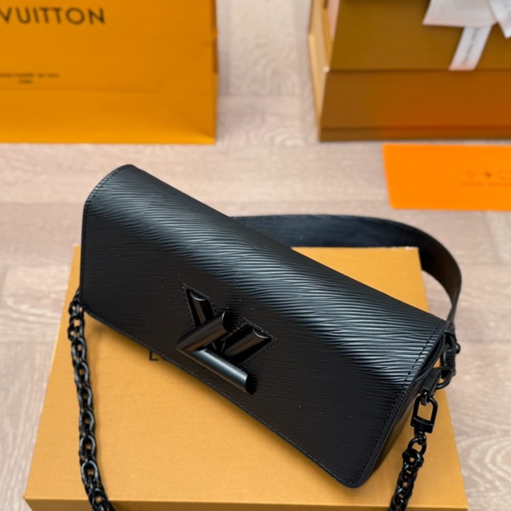 L0vis Vvtt0n Twist West Bag Black 23Cm M25336