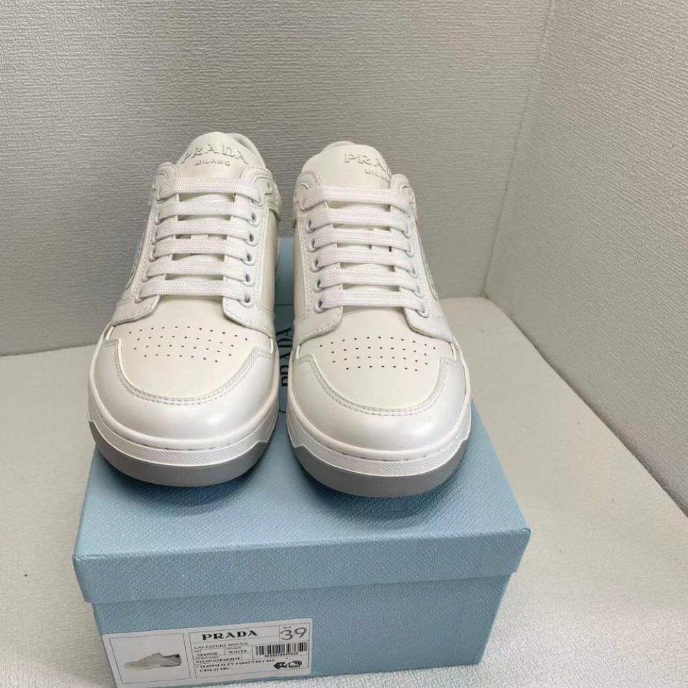 Pra*a District Leather Sneakers White 1E790M 3Lj6 F097W F 030