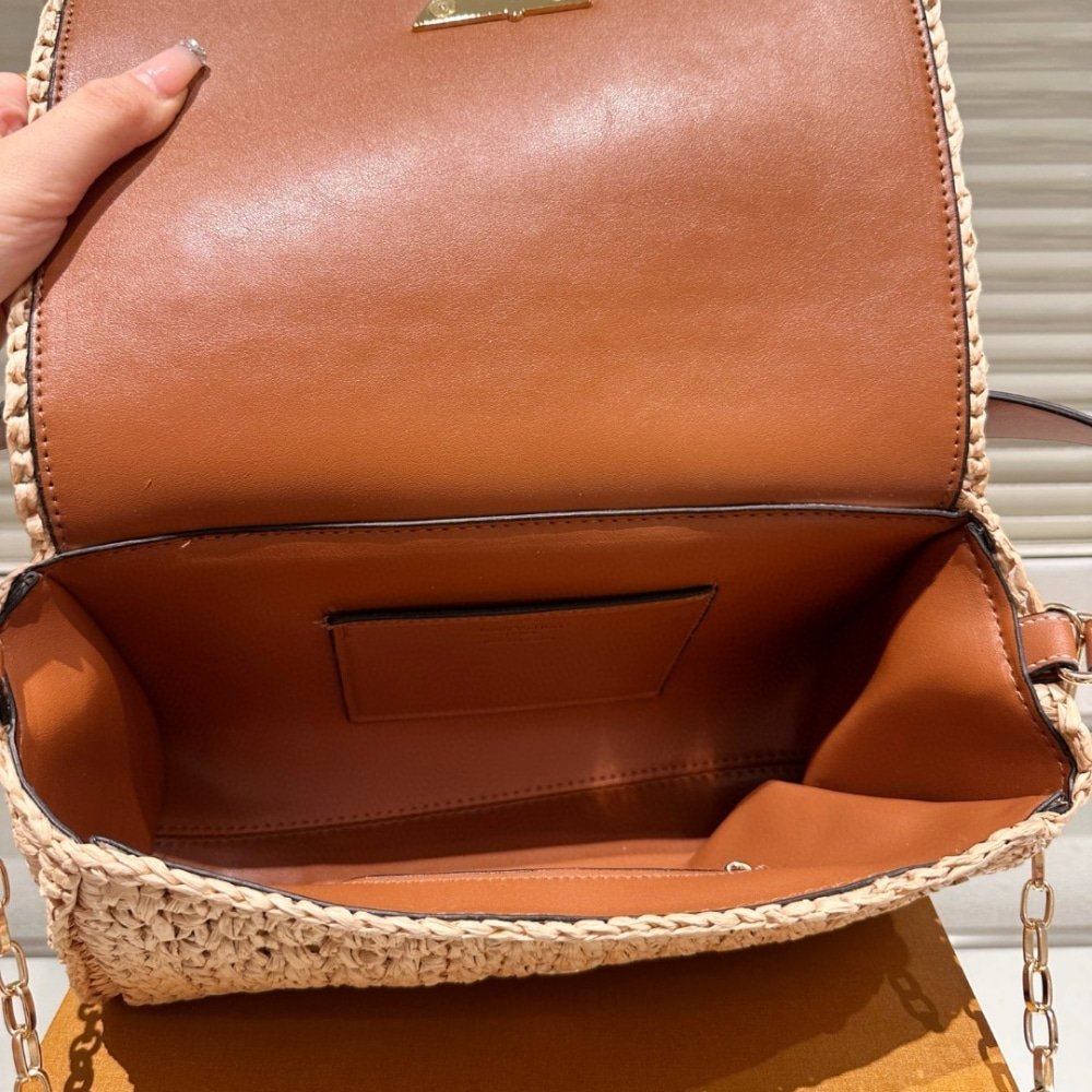 L0vis Vvtt0n Twist West Natural Tan 27Cm M25030