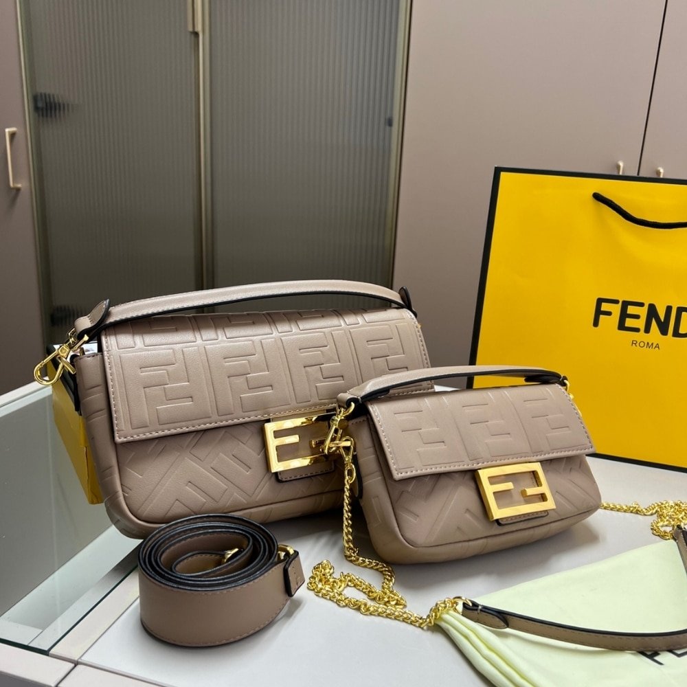 F**di Baguette Chain Midi Leather Bag Beige With Ff Motif 24Cm