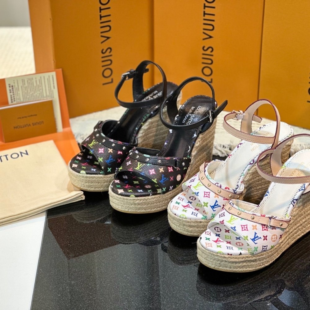 L0vis Vvtt0n X Takashi Murakami Helios Wedge Sandal White 1Agyx0