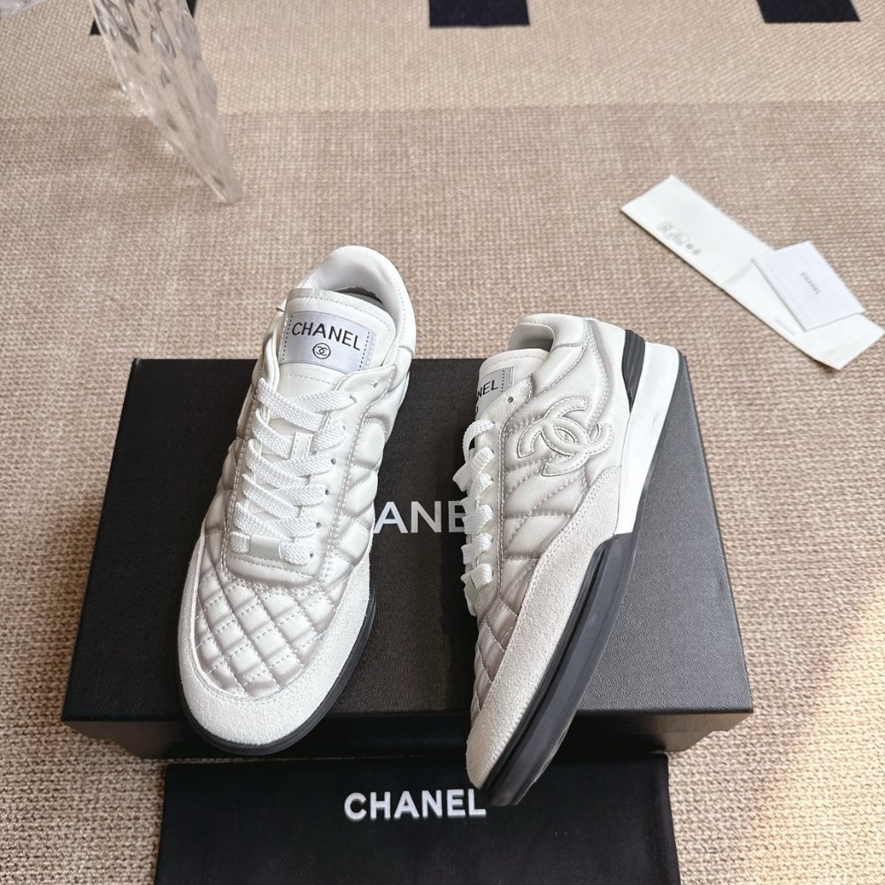 Ch**el Sneaker White And Light Gray G45839 B21630 U3090