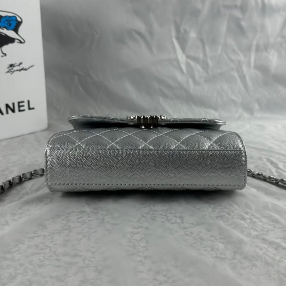 Ch**el 23P Clutch With Chain Bag Grained Leather Silver 18cm