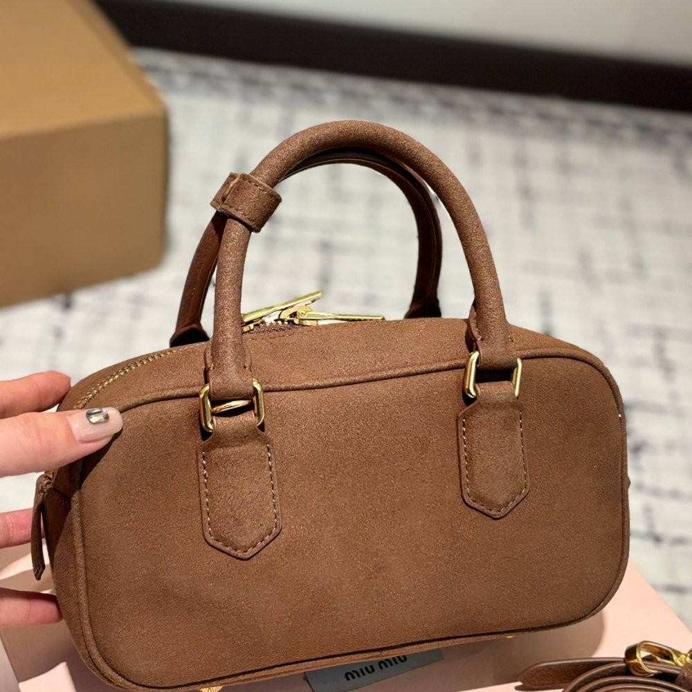 M1um1u Arcadie Padded Suede Top Handle Bag Cocoa Brown 23Cm 5Bb142 2Cs4 F0324 V Oon