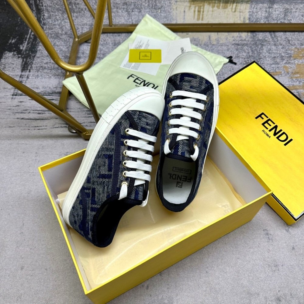 F**di Domino Ff Denim Low Top Sneaker Blue