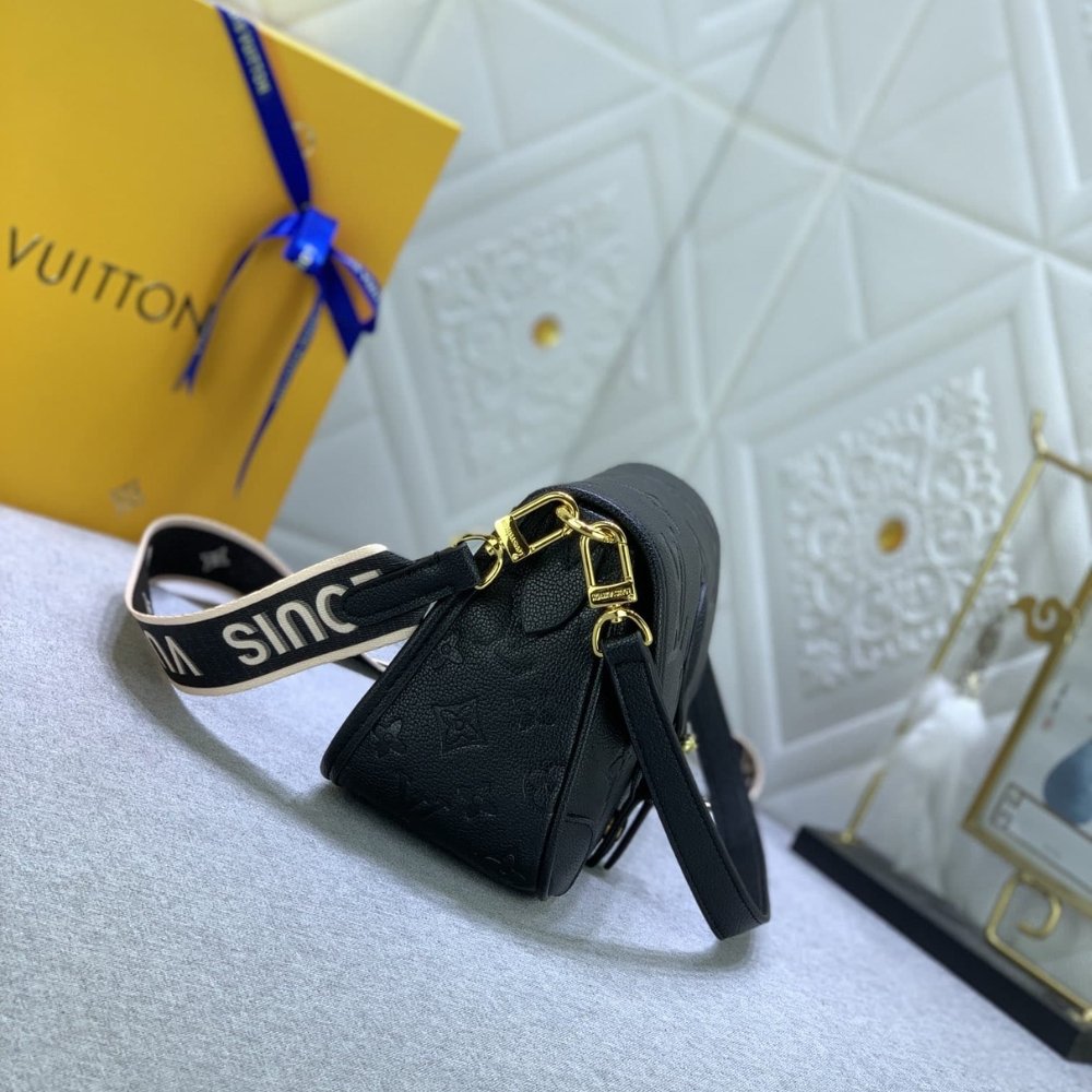 L0vis Vvtt0n Diane Monogram Empreinte Black 24Cm M46386