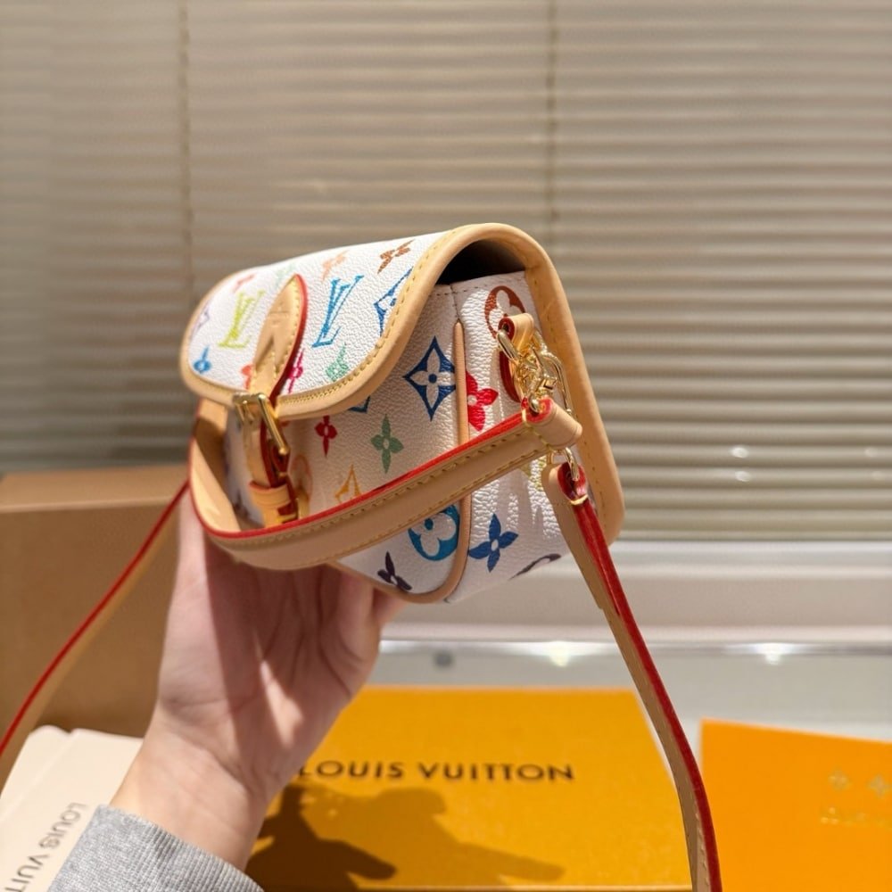 L0vis Vvtt0n X Takashi Murakami Nano Diane Bag Multicolore Blanc 19Cm M14194