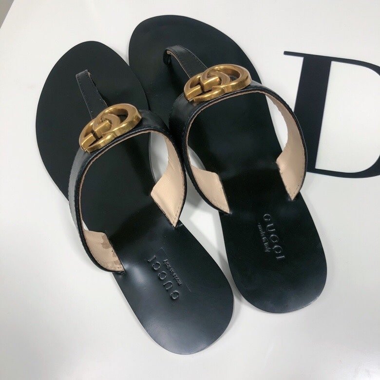 Gvc*1 Double G Thong Leather Black ‎497444 A3N00 1000