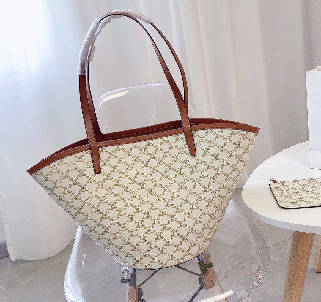Ce1i*e Women Medium Couffin Bag In Triomphe Canvas Ce1i*e Print White 57Cm 196262Cyx 01Bc