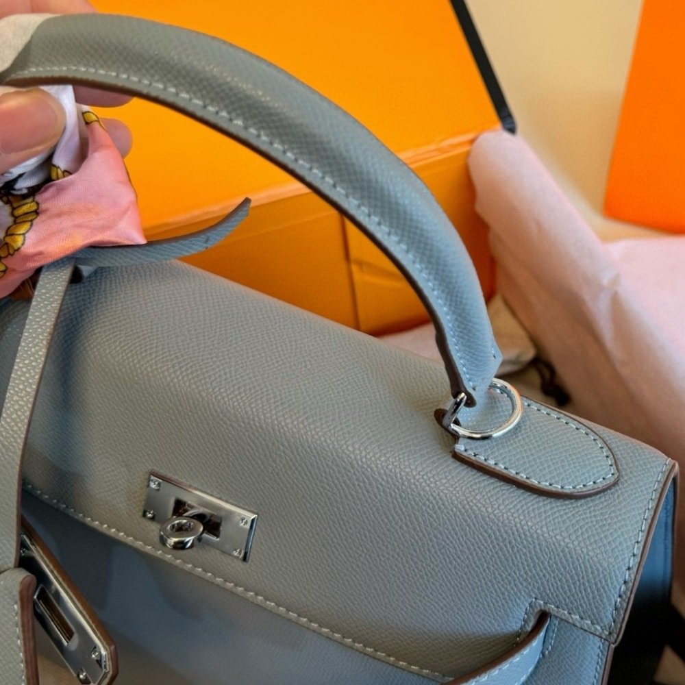 H**me5 Kelly Epsom Bleu Celeste 28Cm
