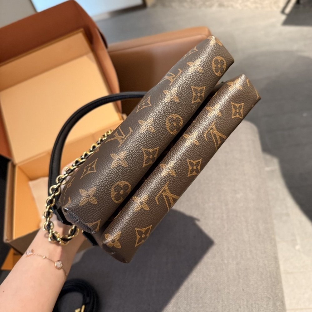 L0vis Vvtt0n Be Alma Monogram Canvas 20Cm M12996