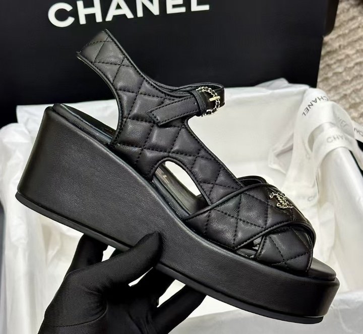 Ch**el Quilted Sandals Black G39918