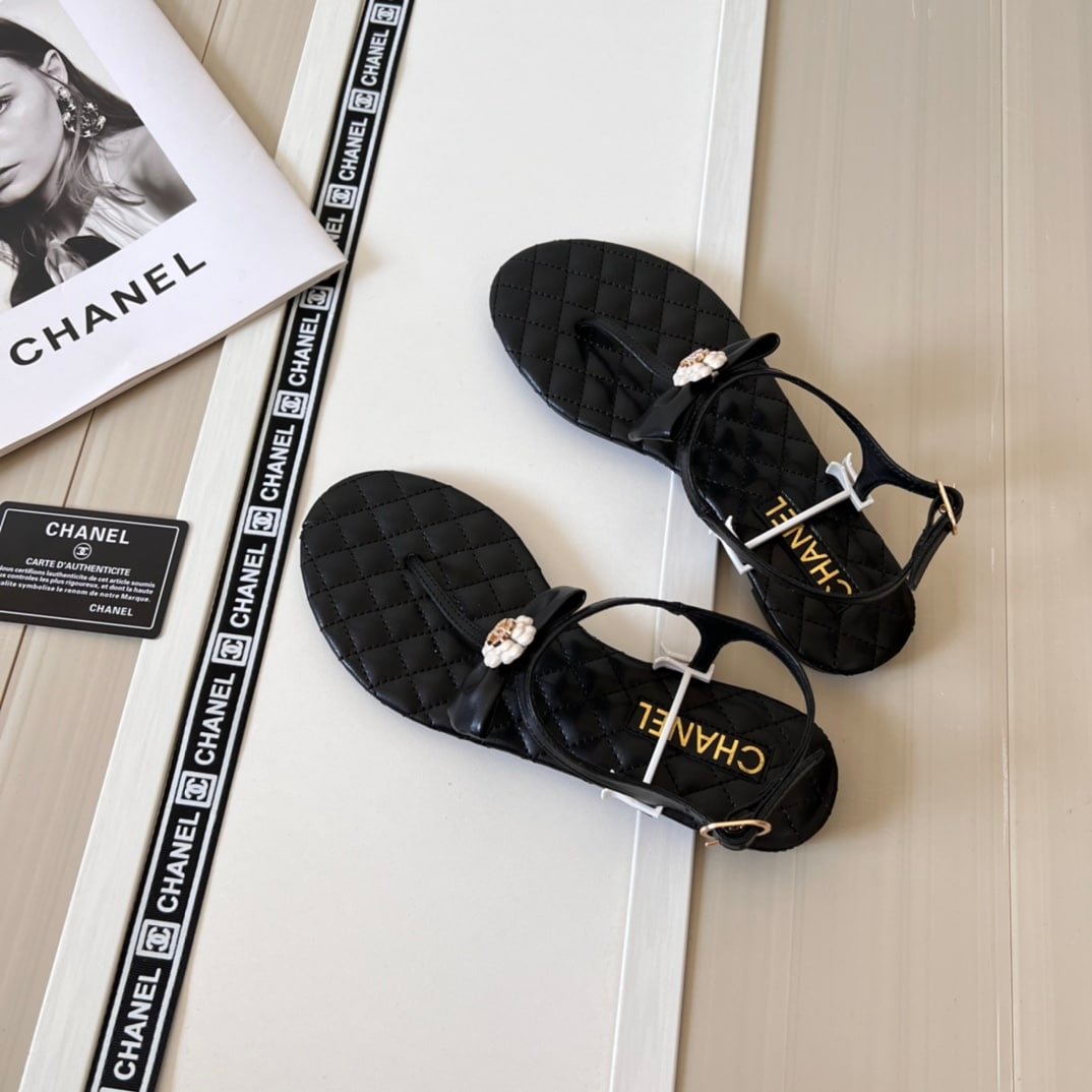 Ch**el Black Quilted Leather With White Camellia Cc Logo Sandals G45258 X01000 94305