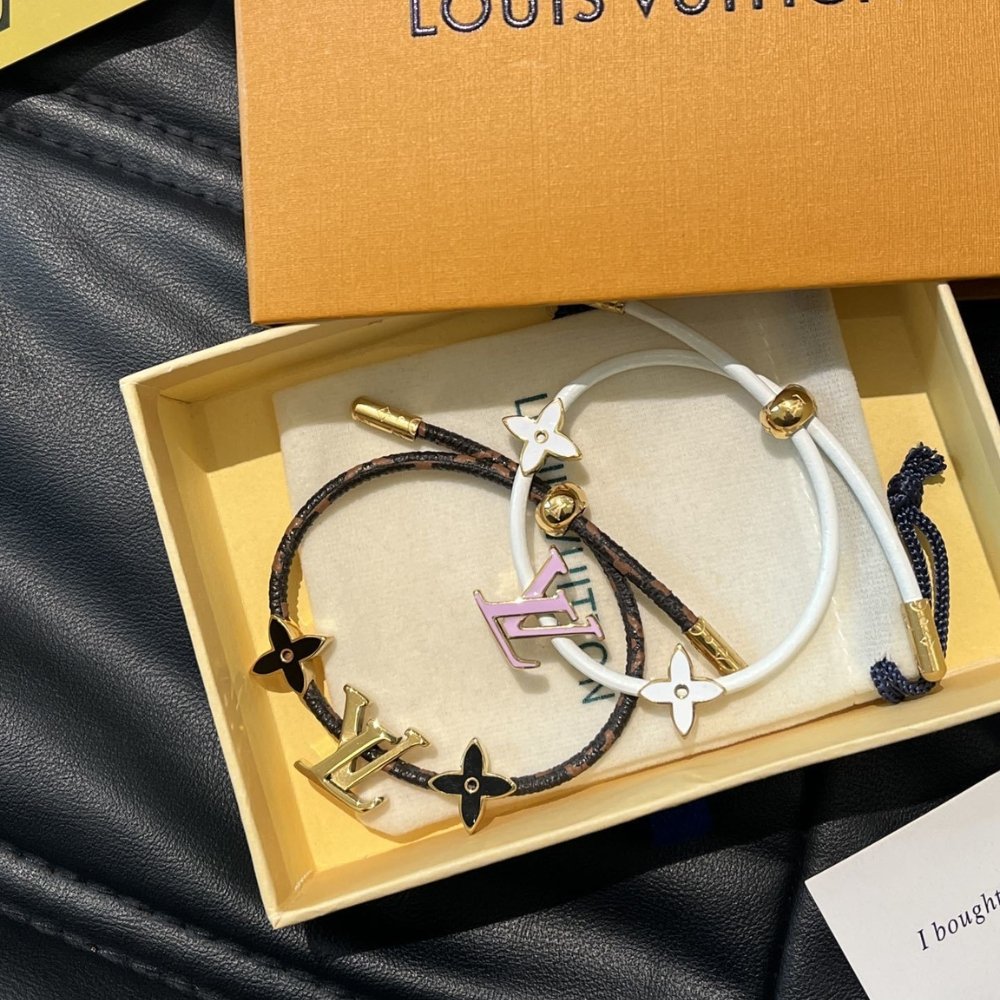 L0vis Vvtt0n Lv Iconic Bracelet Monogram Brown M1019Z
