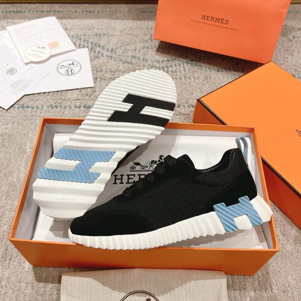 H**me5 Bouncing Sneaker Black And Blue H232173Z 03355
