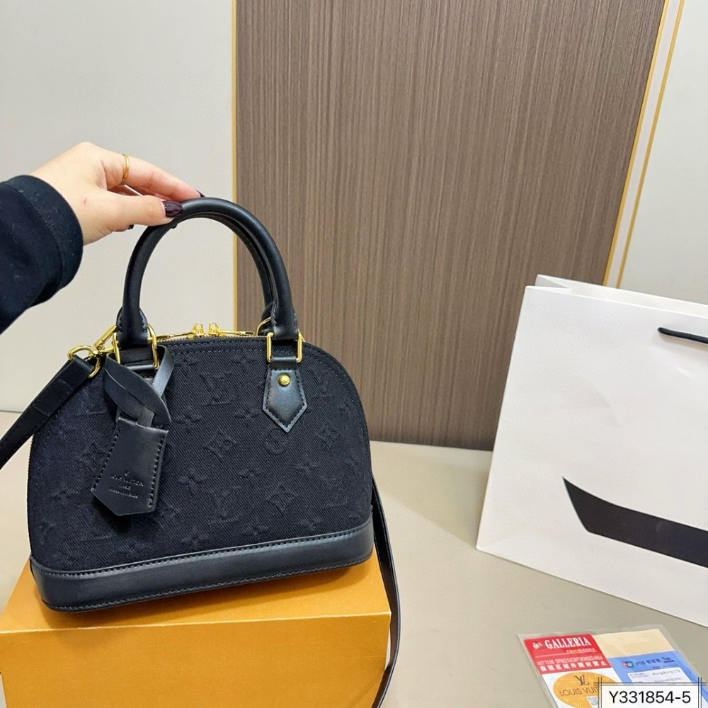 L0vis Vvtt0n Alma Denim Black 24Cm