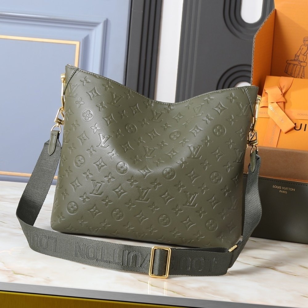 L0vis Vvtt0n Coussin Hobo MM Dark Khaki 38Cm M15228