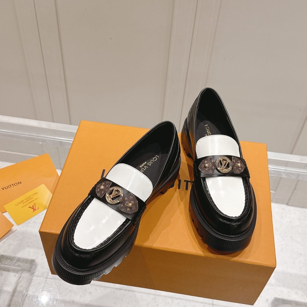 L0vis Vvtt0n District Flat Loafer Black And White 1Agxkv