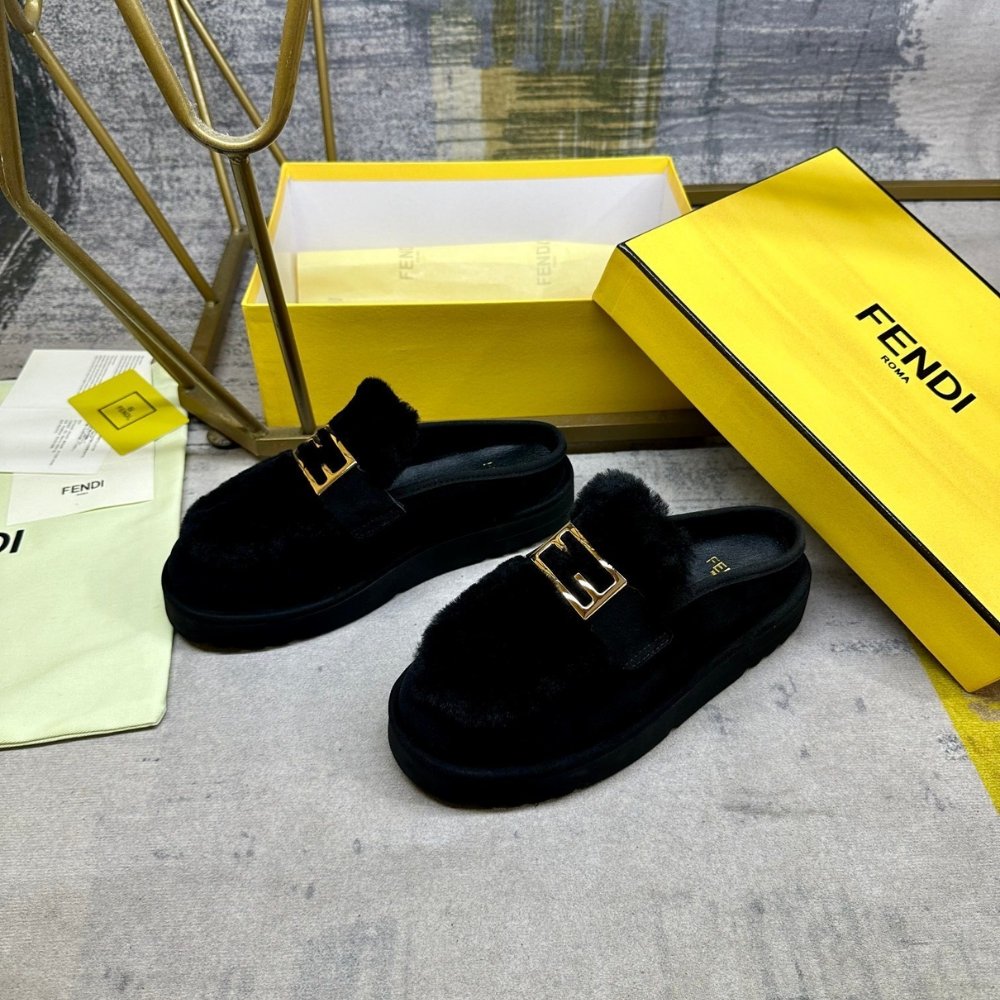 F**di Apres Chic Black