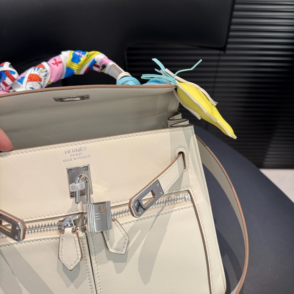 H**me5 Swift Kelly Lakis 35 Beige 25Cm