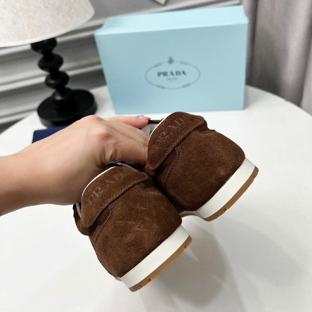 Pra*a Suede Sneakers Dark Brown 1E152O 054 F0324 F 020