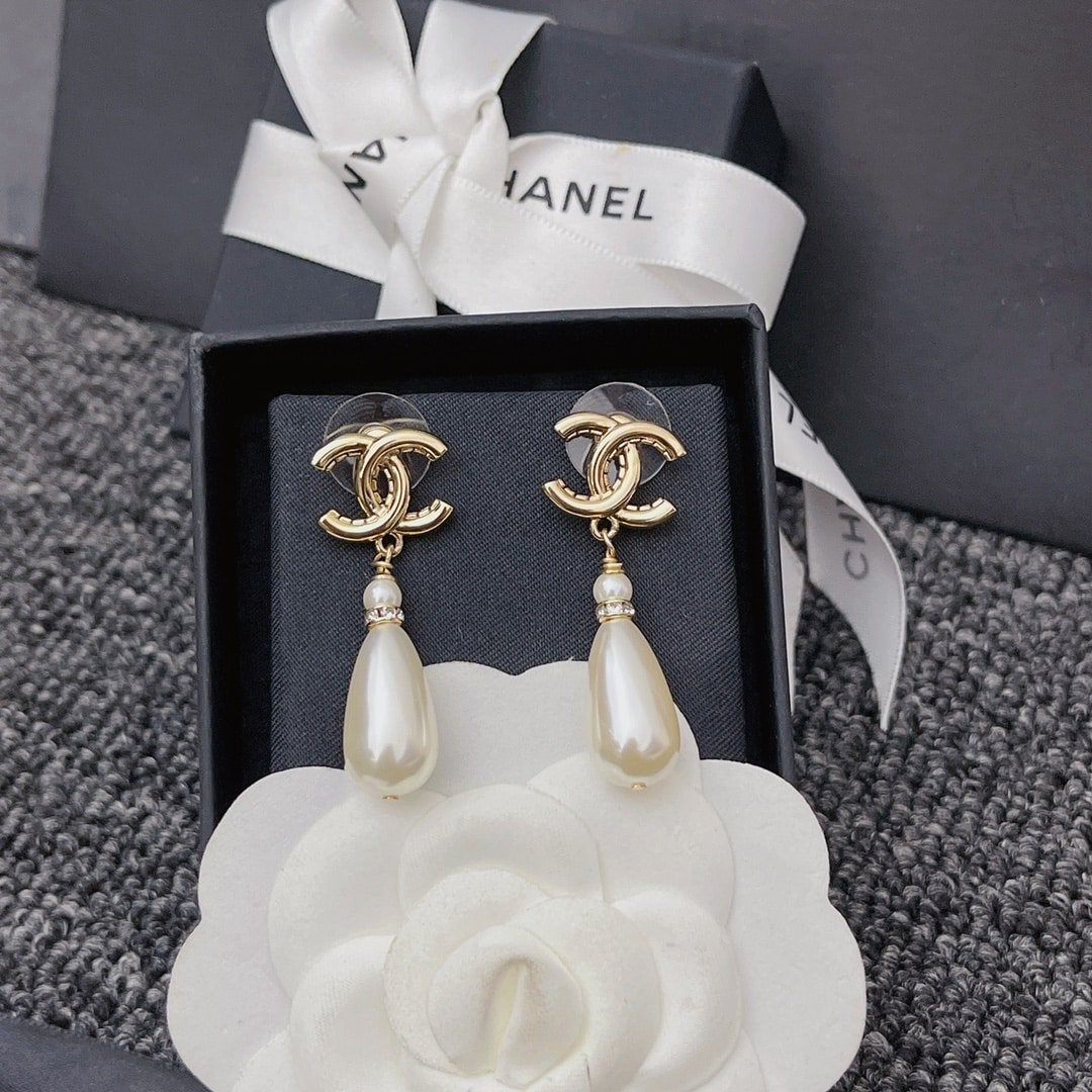 Ch**el Cc Pearl Drop Earrings A98327