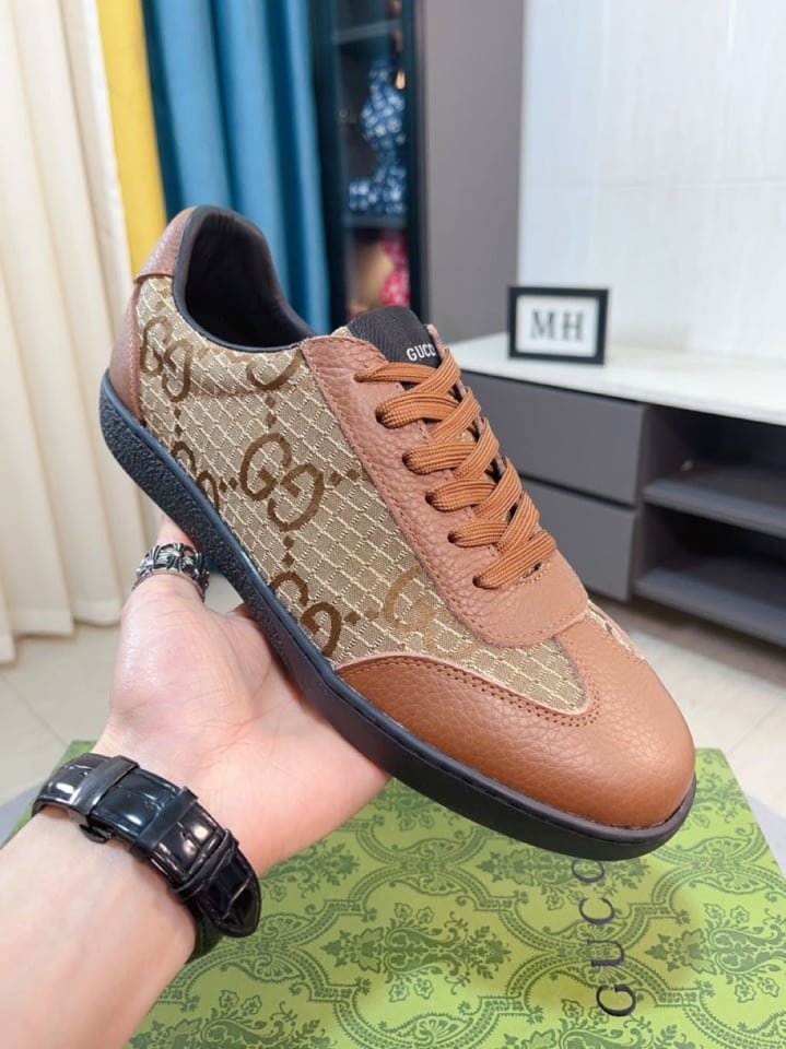Gvc*1 Gg Canvas And Leather Low Top Sneaker Brown