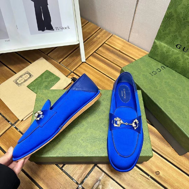Gvc*1 Horsebit Loafer With Crystals Blue Satin 759780 Knd90 4380