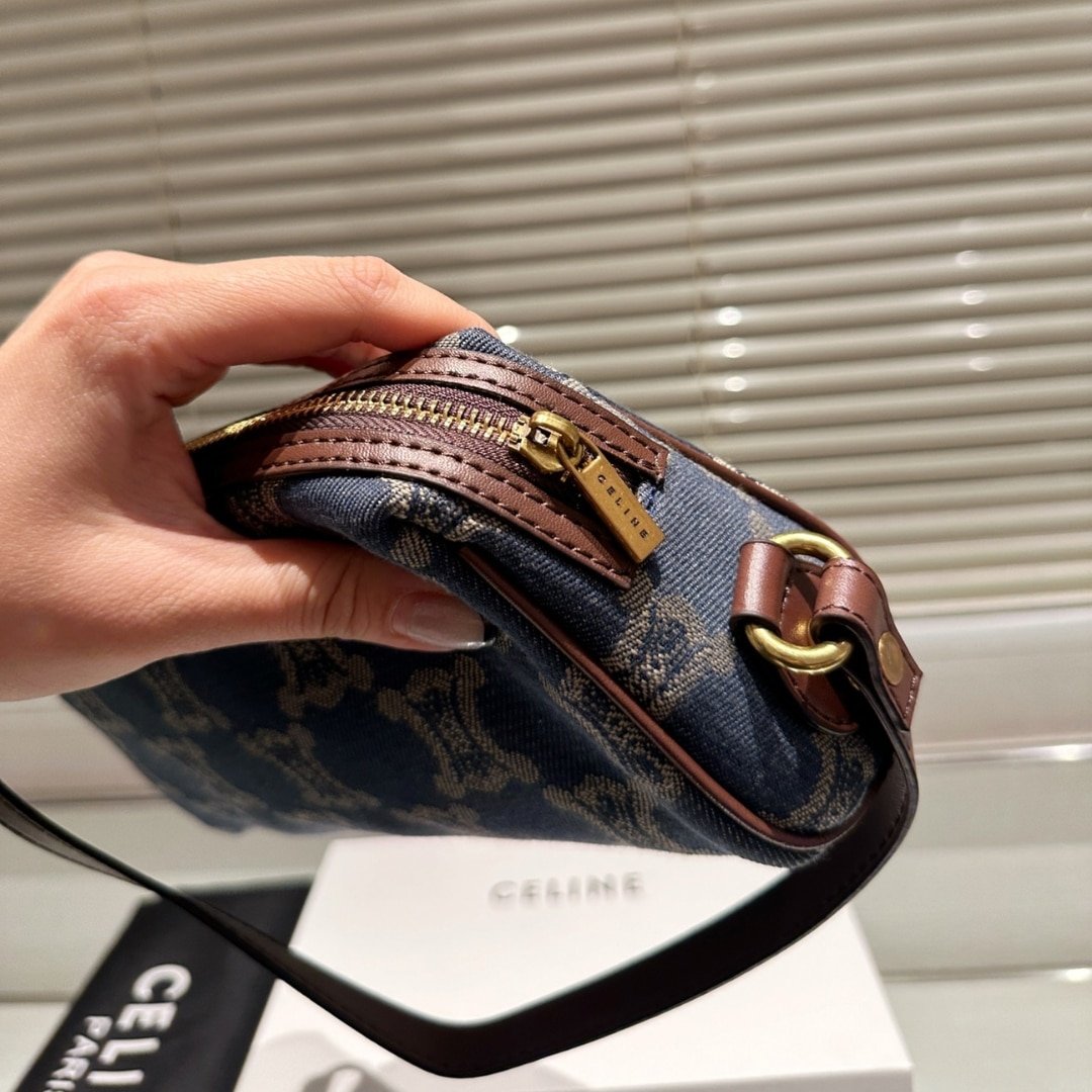 Ce1i*e Triomphe Baguette Bag In Denim Blue 22Cm