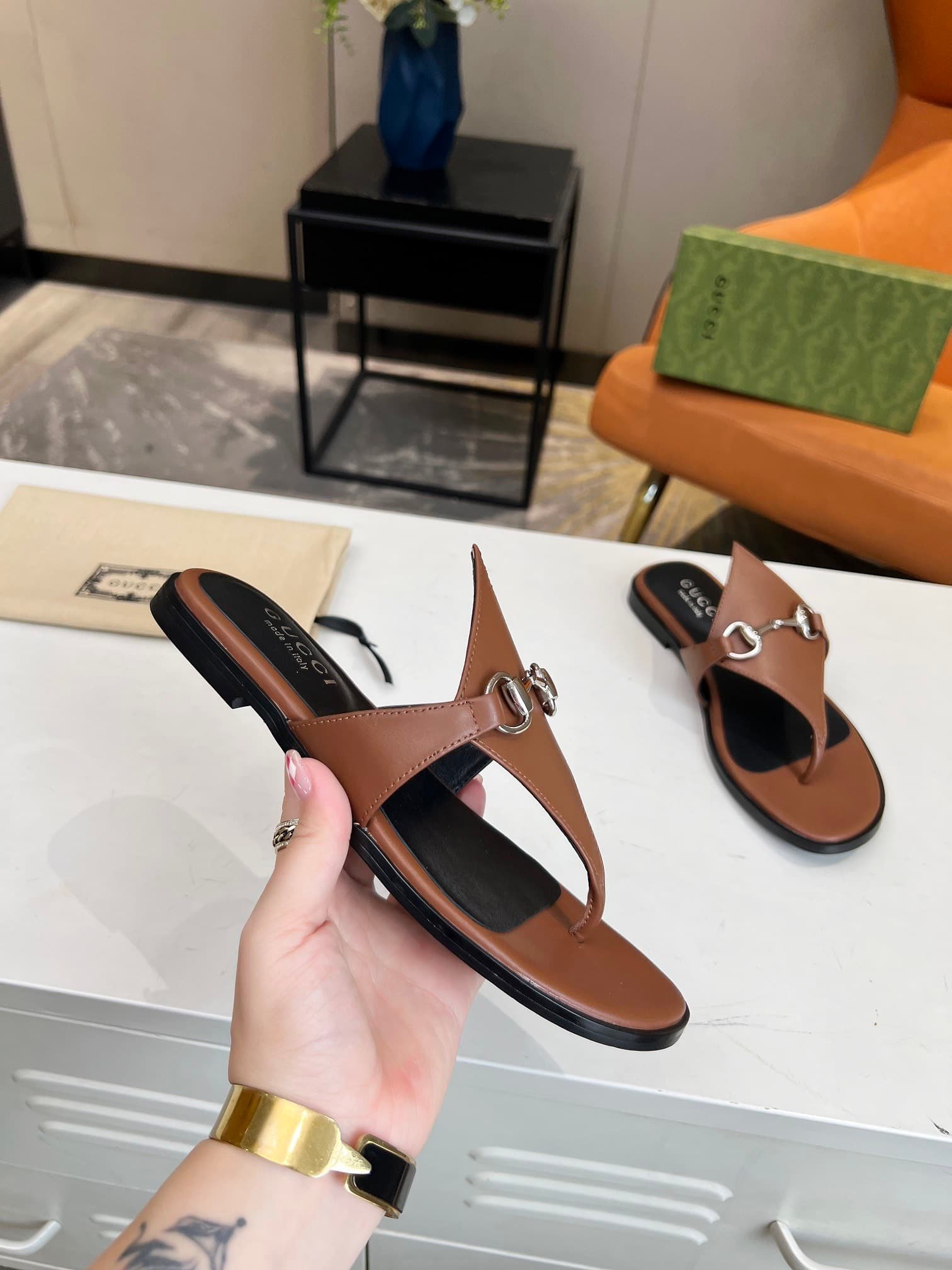 Gvc*1 Women’S Thong Sandal With Horsebit Brown