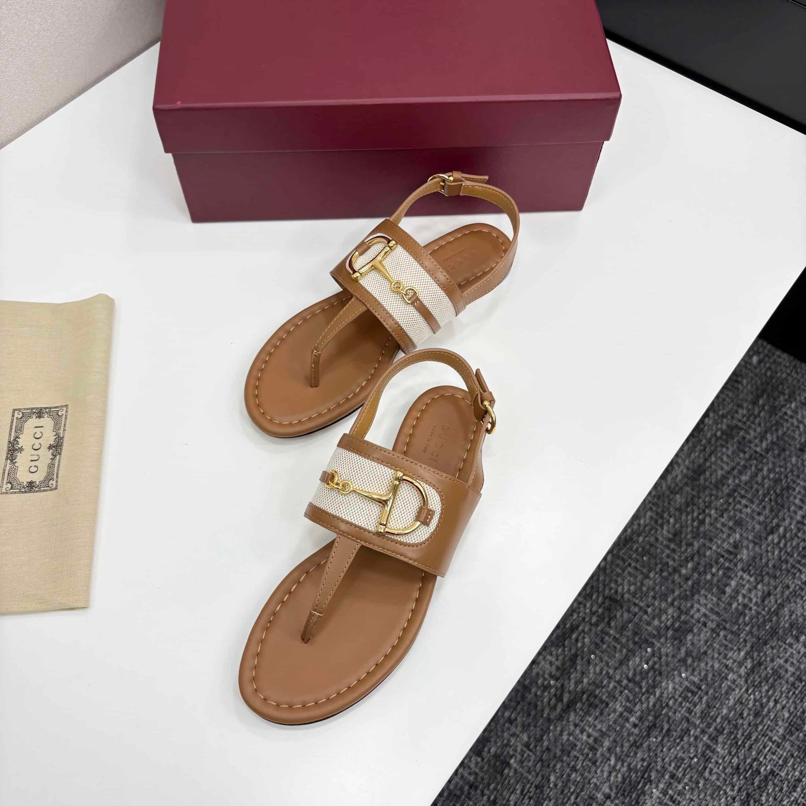 Gvc*1 Women’s Thong Sandal With Horsebit Light Brown 834431 Aaezj 2744