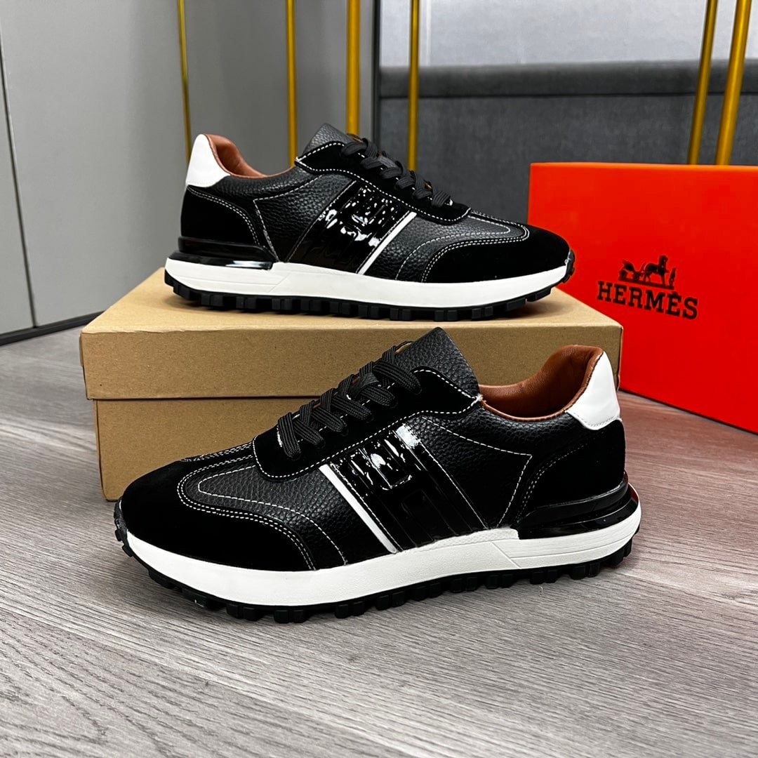 H**me5 Trail Sneaker Black
