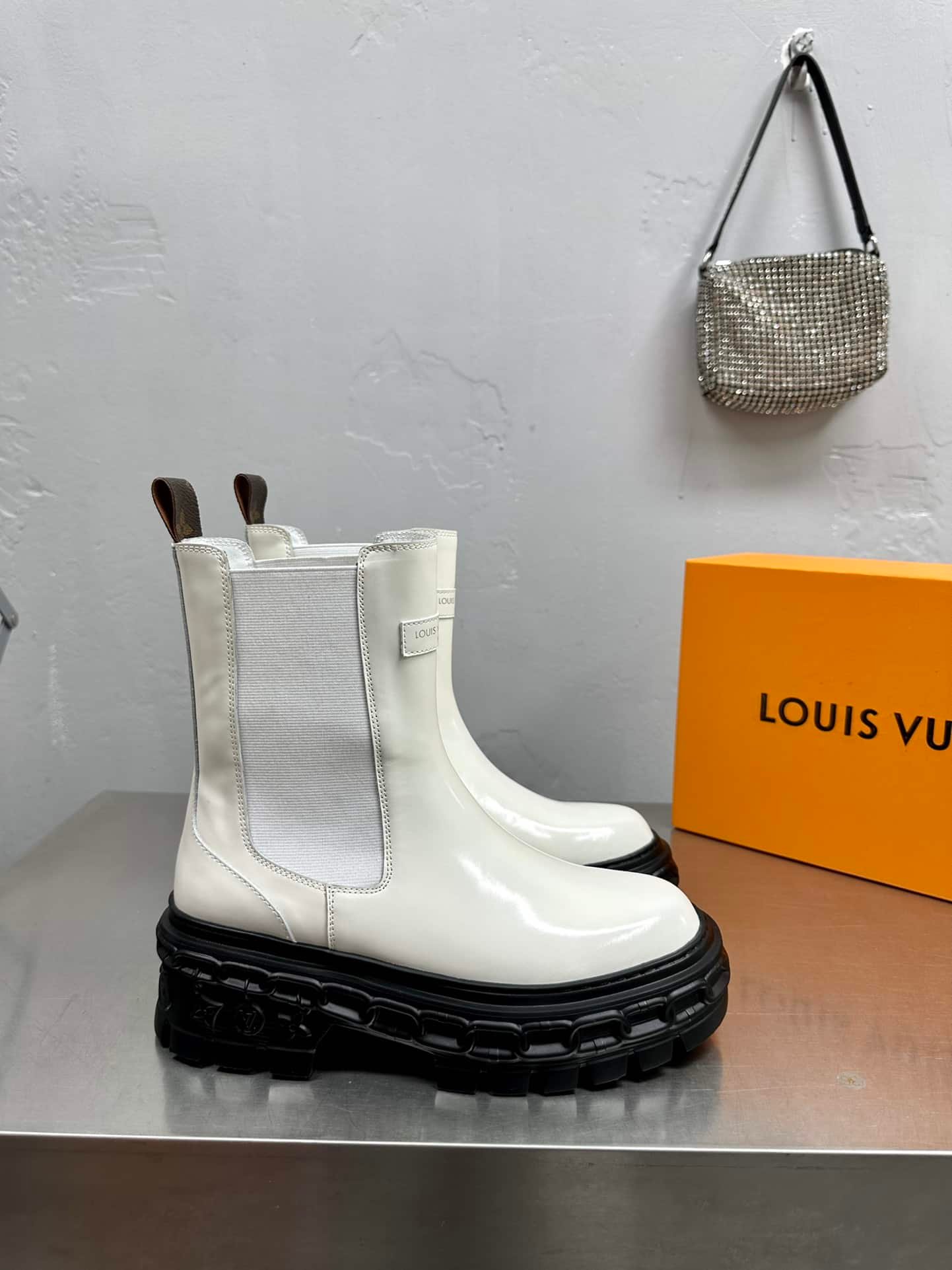 L0vis Vvtt0n Lv Record Chelsea Boot White 1Ac7Yx