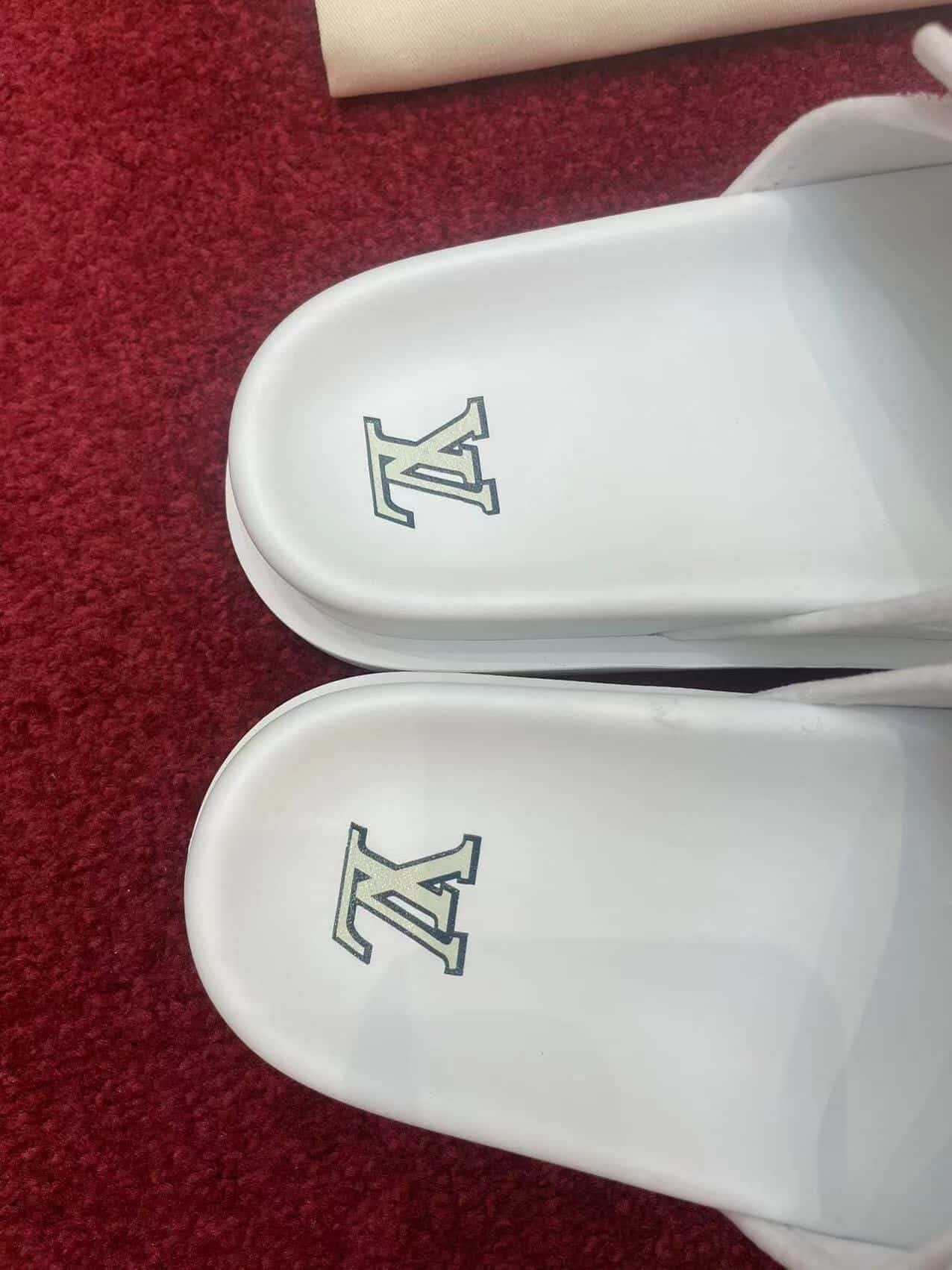 L0vis Vvtt0n Damier Flat Slides White