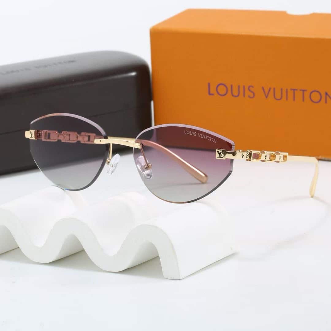 L0vis Vvtt0n Iconique Féline Sunglasses Purple