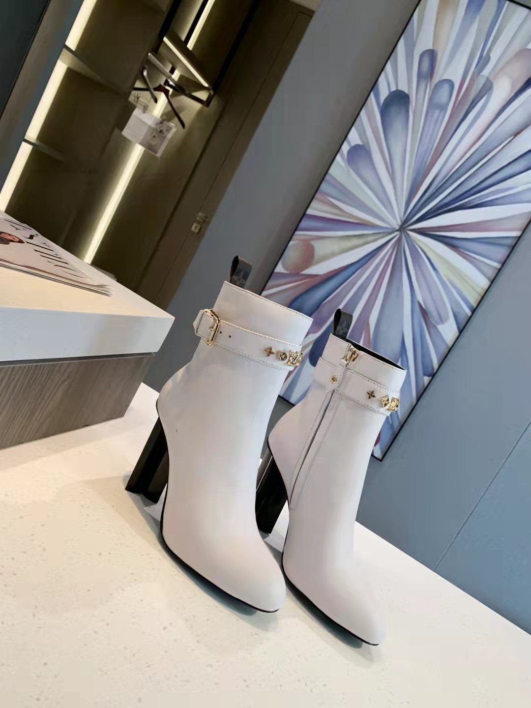 L0vis Vvtt0n Ankle Boot White