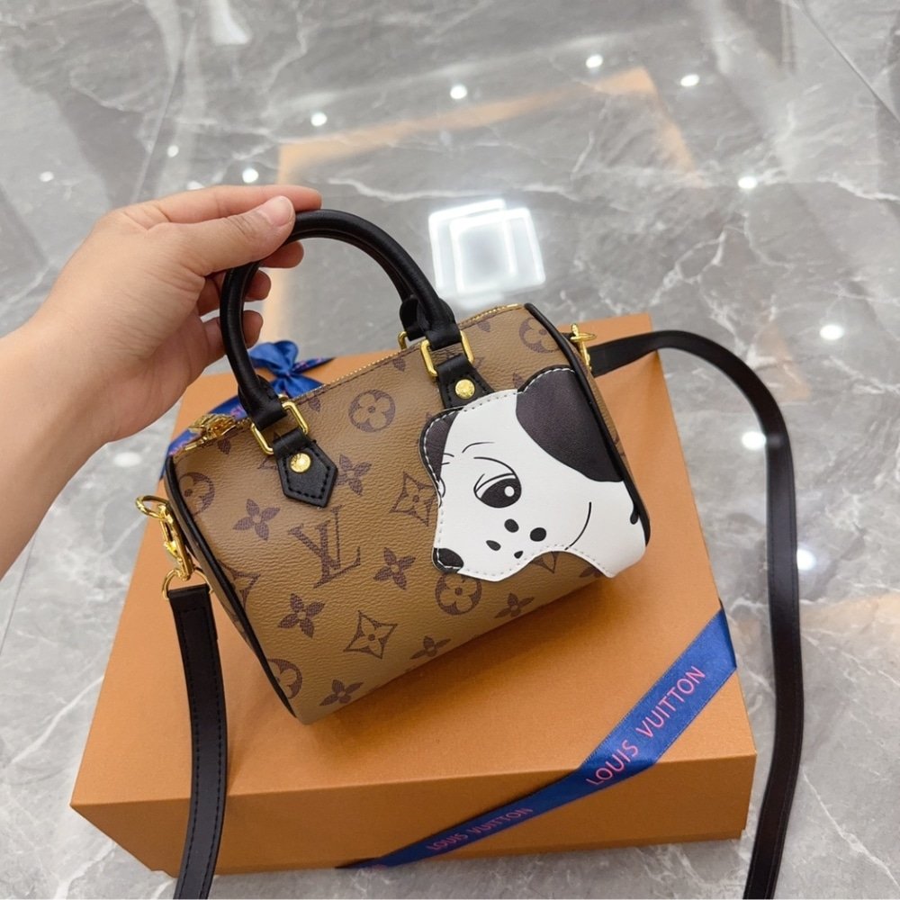 L0vis Vvtt0n Nano Speedy Monogram Reverse Coated Canvas 16Cm M83688