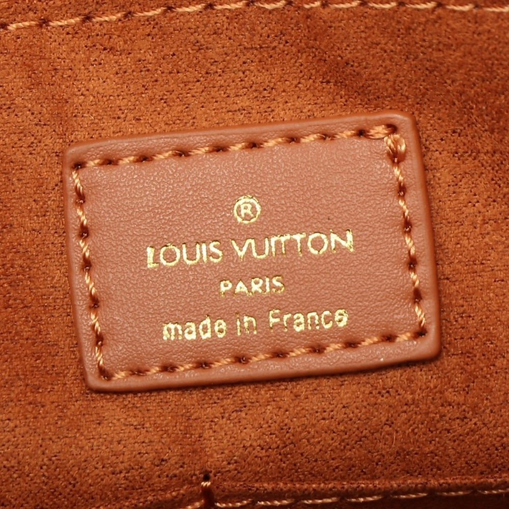 L0vis Vvtt0n On The Go MM Monogram Empreinte Leather Cognac 35Cm M12775