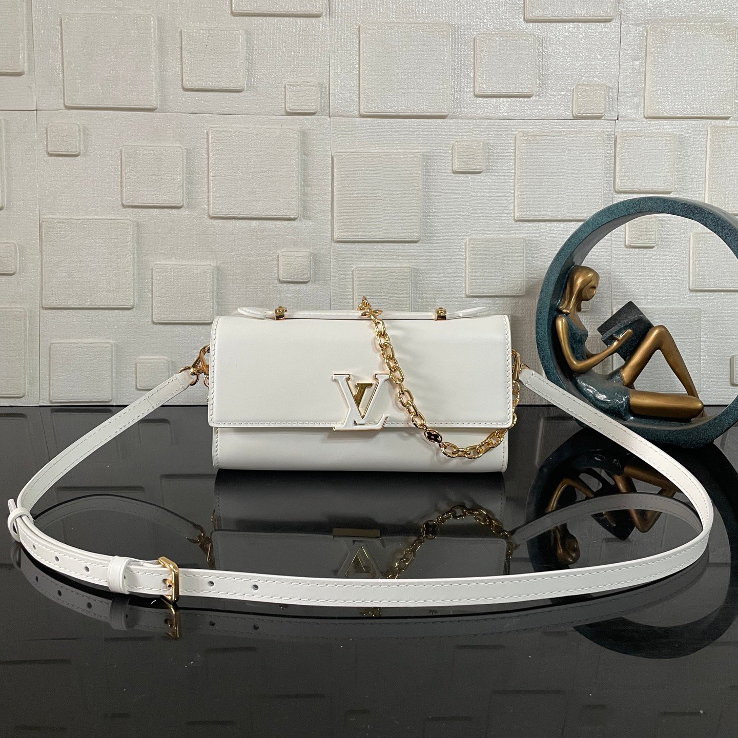 [S*per Vip 1:1] L0vis Vvtt0n Wallet On Chain Capucines Snow 23Cm M12265