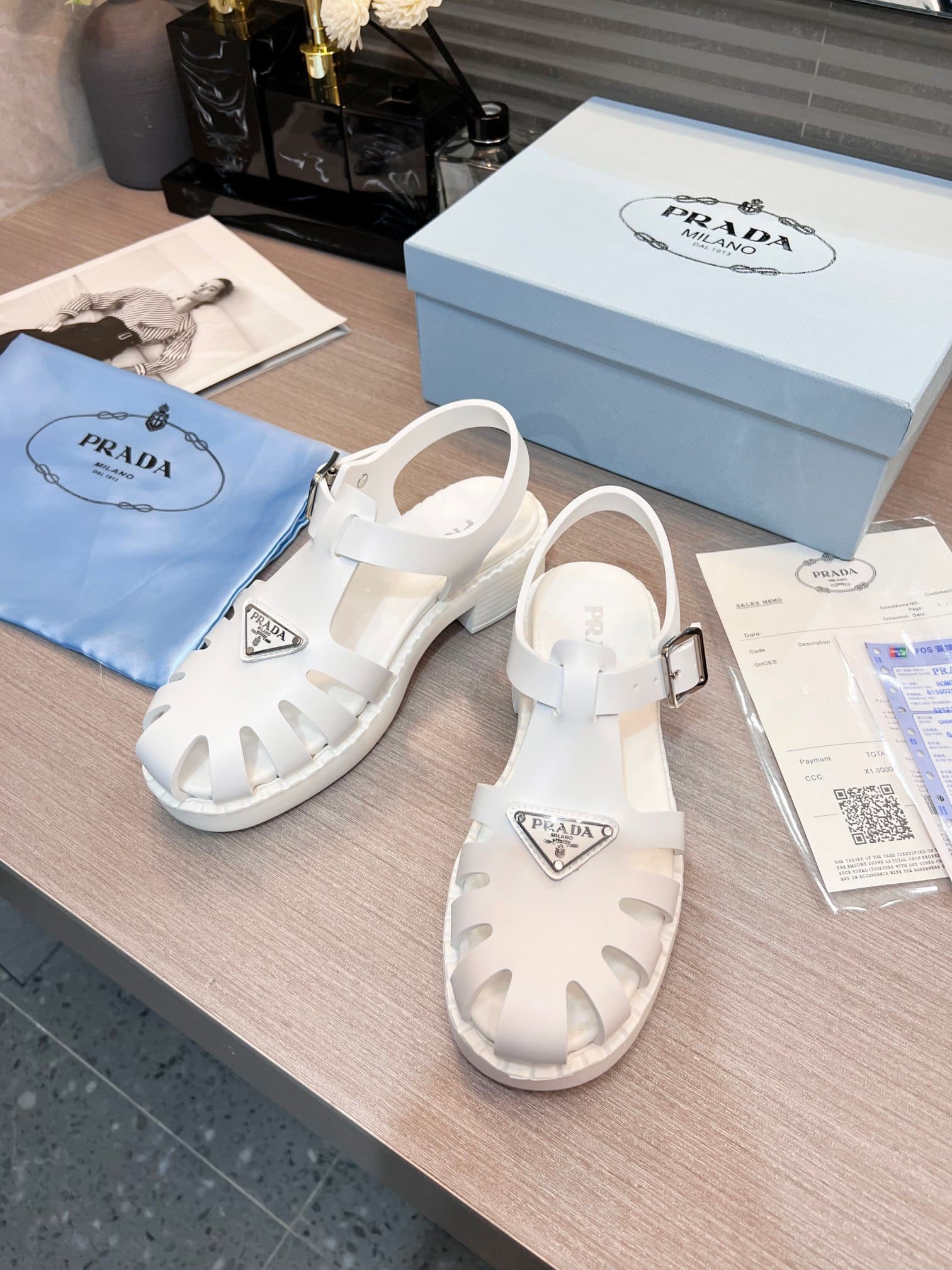 Pra*a Sporty Foam Rubber Sandals White 1X857M 3Lkk F0009 F 50